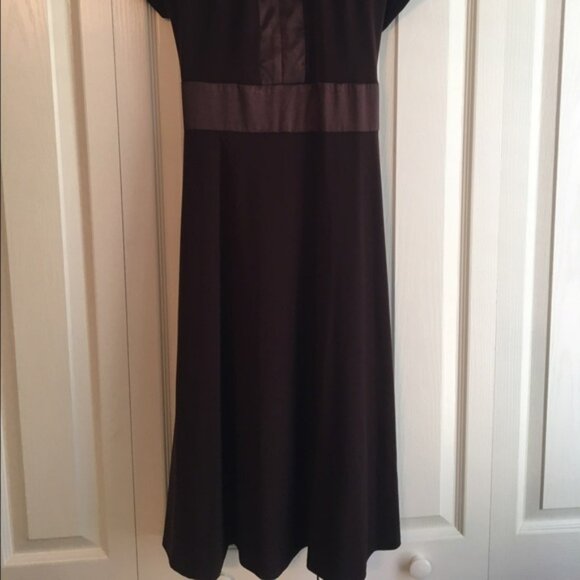 Brown Dress with Satin Detail - Picture 2 of 5